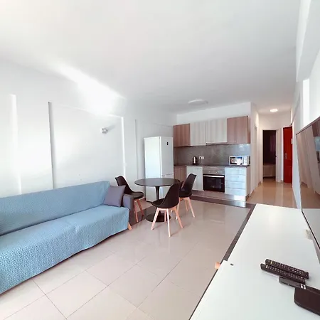 Apartment Ocean Breeze 1 Bedroom Apartment, Mirador Paraiso Pp18