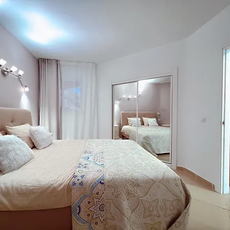 Ocean Breeze 1 Bedroom Apartment, Mirador Paraiso Pp18 Playa Paraiso (Tenerife)