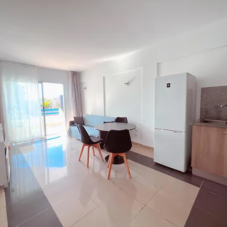 Ocean Breeze 1 Bedroom Apartment, Mirador Paraiso Pp18 *